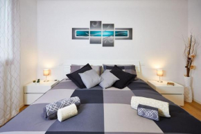 Center Aviano Comfort Suite FREE PARKING WIFI Aviano